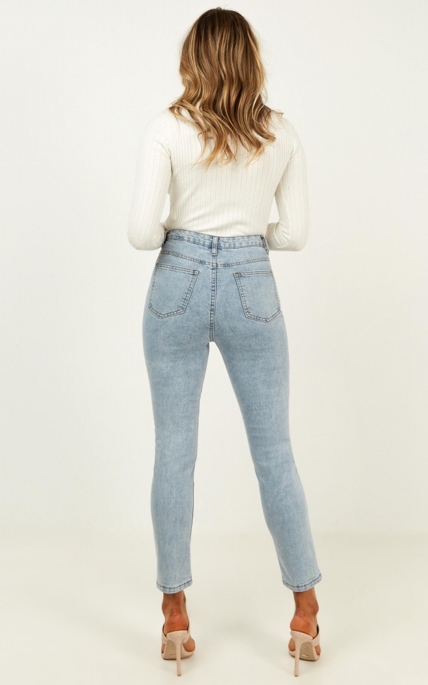 light blue denim jeans women's