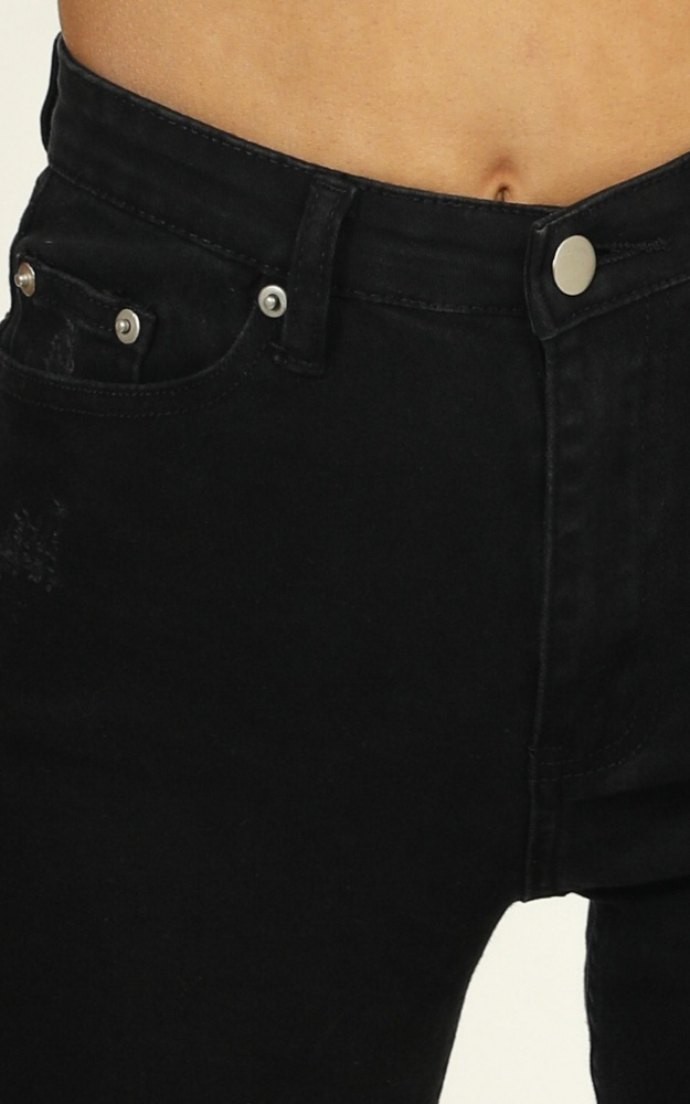 Tammy Skinny Jeans In Black Denim | Showpo