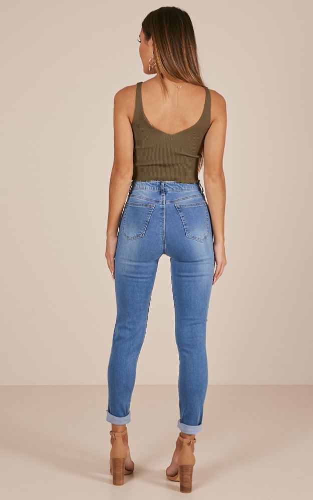 Jade Skinny Jeans In Mid Wash Showpo