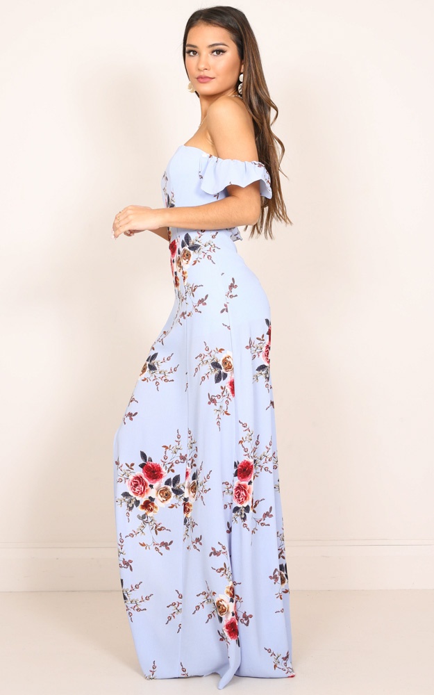 A Floral Affair Maxi Dress In Blue Floral Showpo 1014