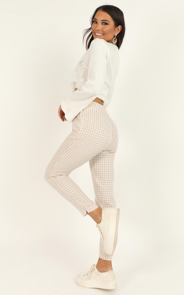Business District Ankle Grazer Pant In Cream Check Showpo