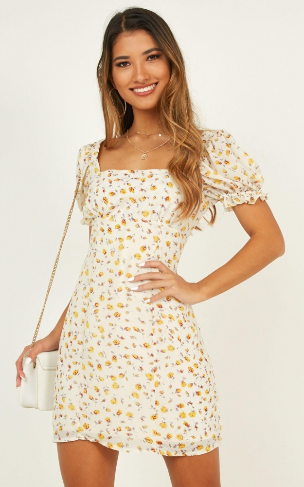 /f/e/feel_your_halo_dress_in_yellow_floral_tn.jpg