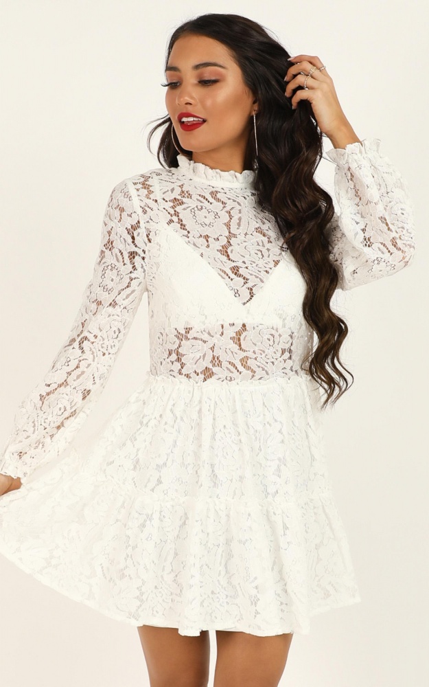 /m/i/mix_laced_dress_in_white_lace_tn.jpg