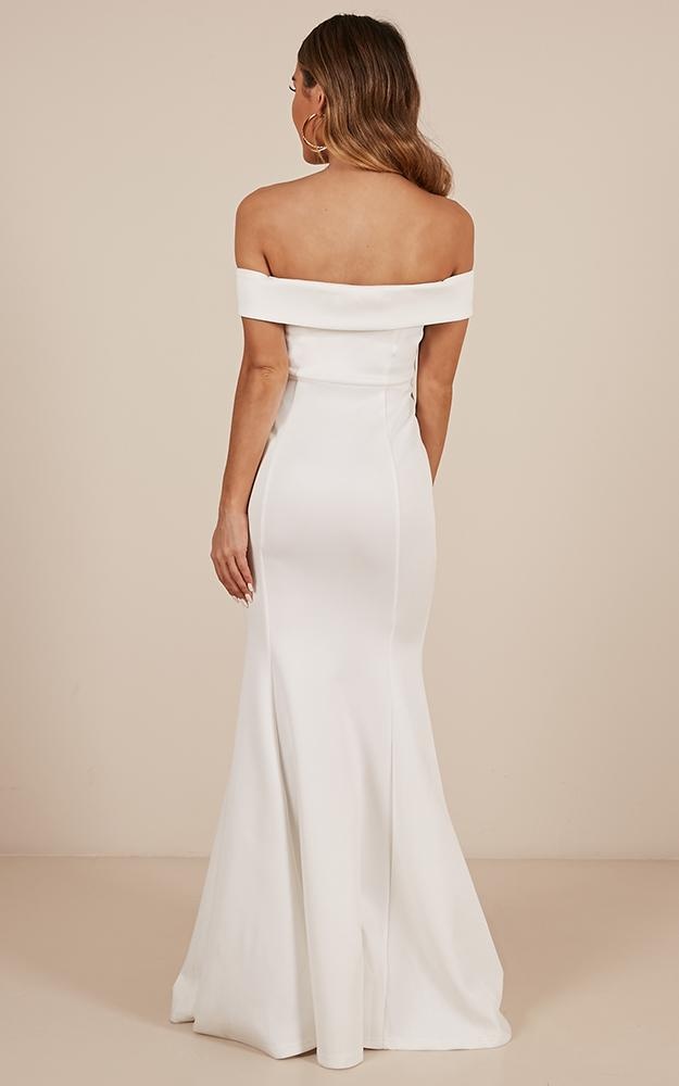 what to wear to a desert wedding