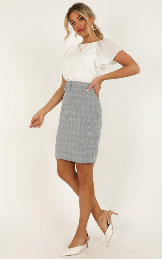 /p/l/planning_ahead_skirt_in_grey_check_2_.jpg